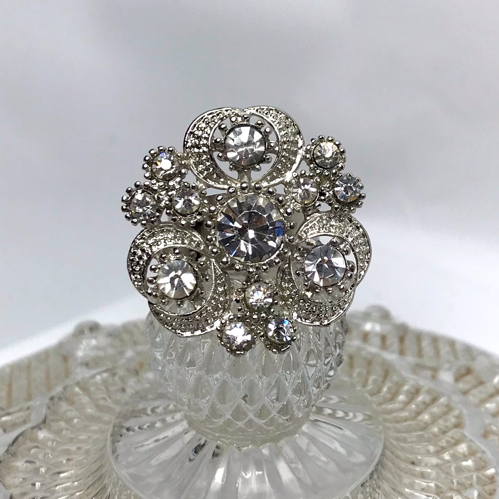 Large Statement Ring Sz 8